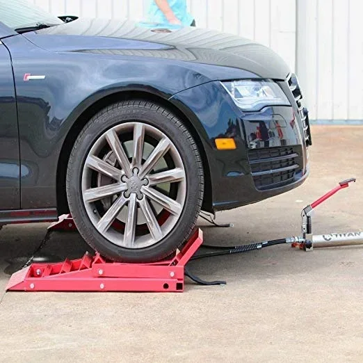 Portable Hydraulic Car Ramp, Capable of Carrying 2T, Hydraulic Type, Household Lifting, Easy to Carry, Vehicle Mounted