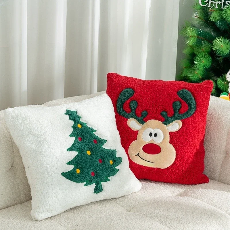 Christmas Patchwork Embroidered Cushion Cover Comfortable and Soft Plush Pillow Case Festival Home Pillow Covers Decorative