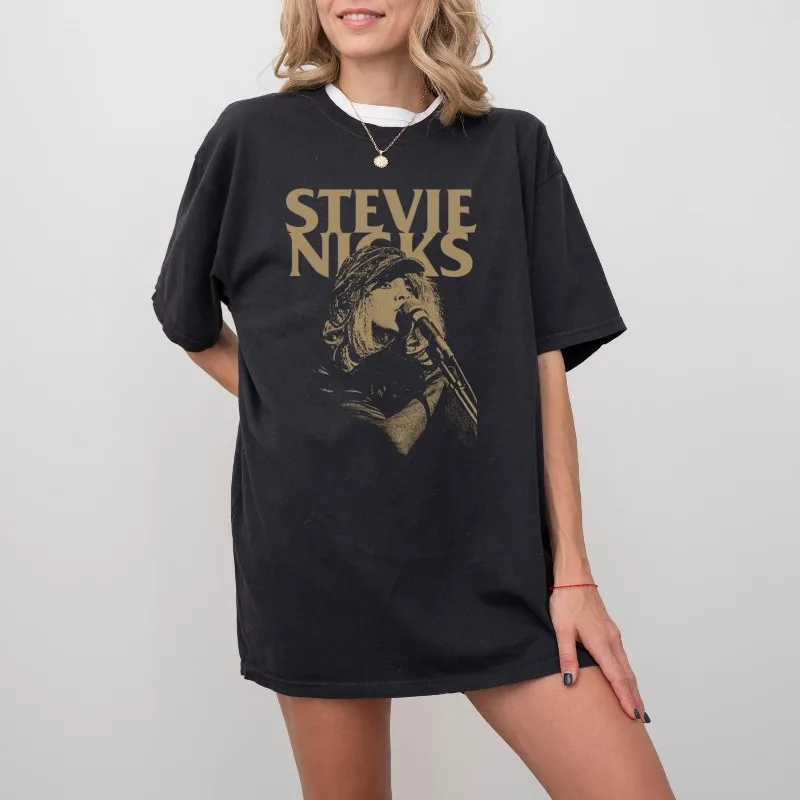 Stevie Nicks Retro Rock Tour T-shirt, Summer New Loose and Comfortable, Suitable for Both Men and Women All Year Round T-shirt