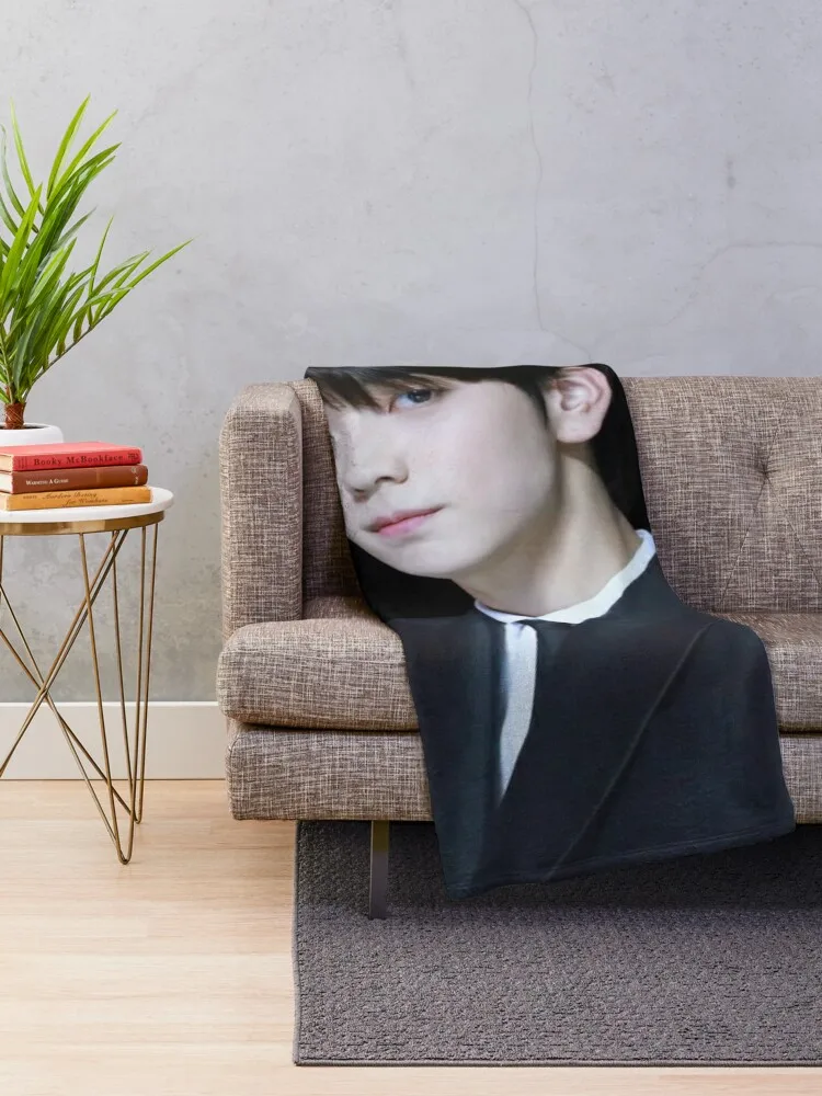 Choi Soobin - V3 Throw Blanket blankets and throws Moving Bed Fashionable Single Blankets