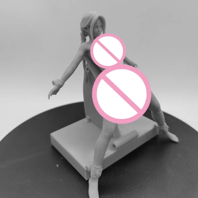 

Imprisoned Girl Resin Figure 1/24 Scale 75mm Vertical Height Assemble Model Kit Unassembled Dioramas Unpainted Statuettes Toy
