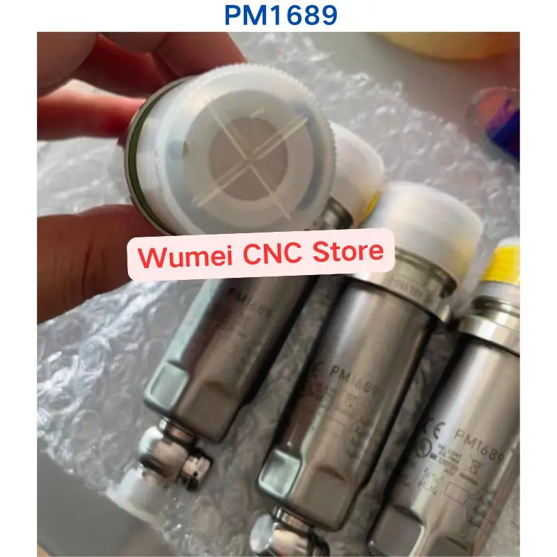 1 Piece Never Used Pressure Sensor PM1689 Without Outer Packaging If You Need Other Specifications, Please Consult