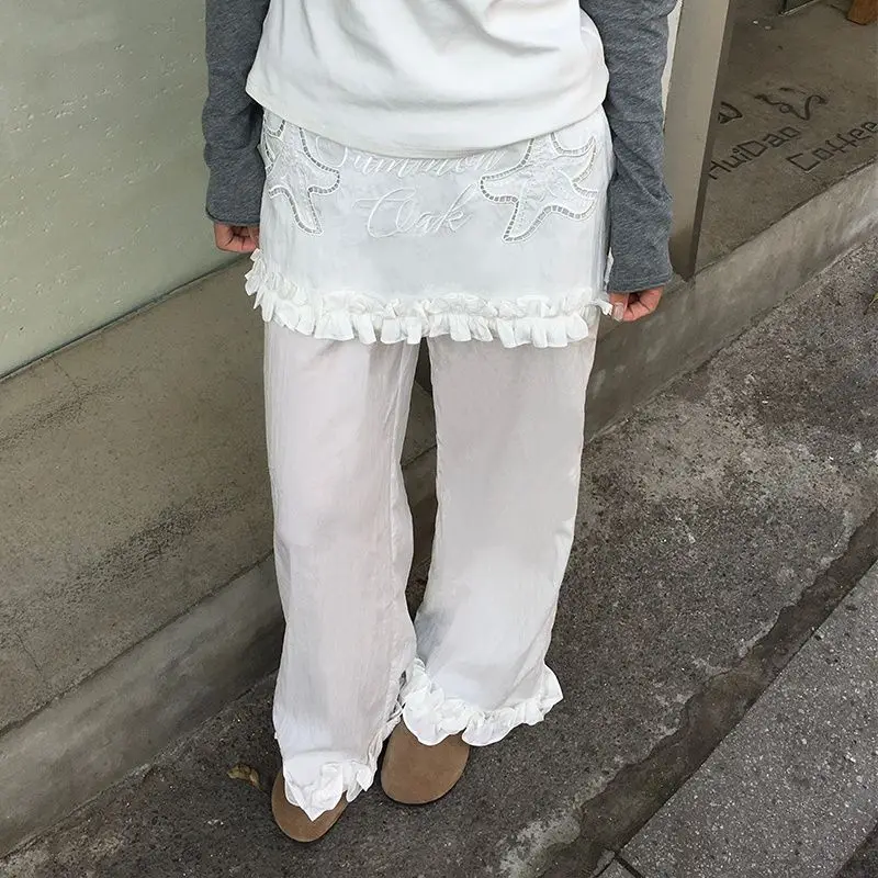 

Y2k белые повседневные брюки из двух предметов для женщин, летние джинсы с вышивкой и грибком, новинка 2025 года, свободные прямые широкие брюки