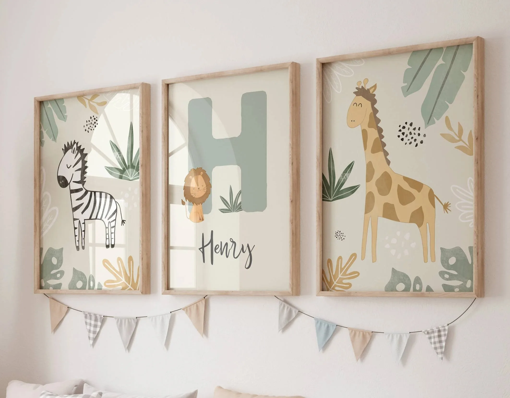 3pcs/set Custom Safari Nursery Canvas Poster Baby Initials Lion Zebra & Giraffe Animal Wall Art Poster for Modern Home Decor