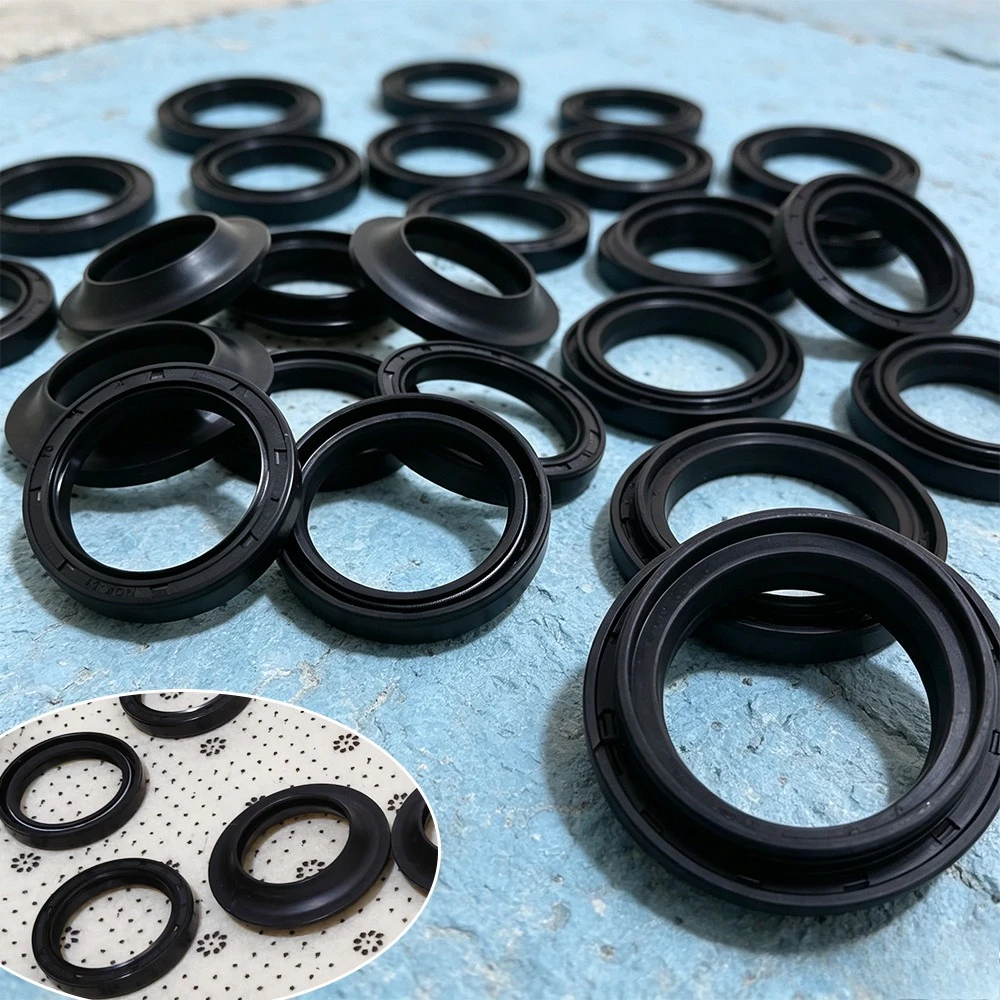 4/8/16pc 30x42x11 30*42*11  Front Fork Damper Oil Seal 30 42 Dust Cover For Suzuki TS100 DS125 TS125 TS 100 DS 125 GT185 GT 185