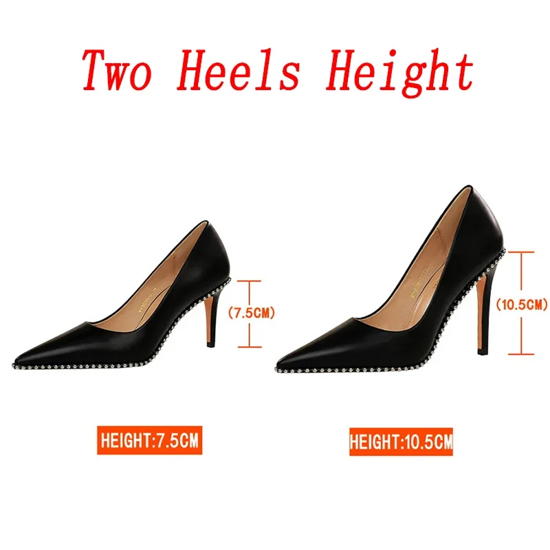 Donne 7.5 centimetri 10.5 centimetri Tacchi Alti Rivetti Pompe Della Signora Fetish Stiletto Tacchi Medi Scarpins Stripper Passerella Festa Da Sera