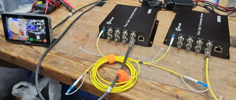 4 Channels 3G-SDI Video in, 1Port 10/100/1000Mbps Ethernet LC Fiber 20KM Optic Converter Extender Transmitter Receiver