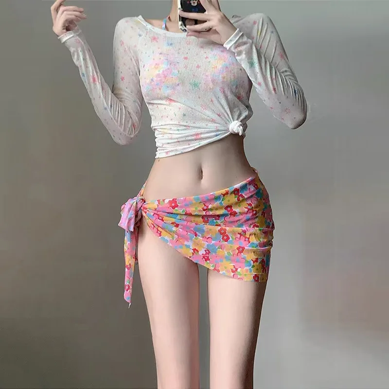 

sexy floral print wrinkled bikinis sets 4pcs long sleeve star print Tee smock with cover skirt swimsuits beachwear sweet biquini
