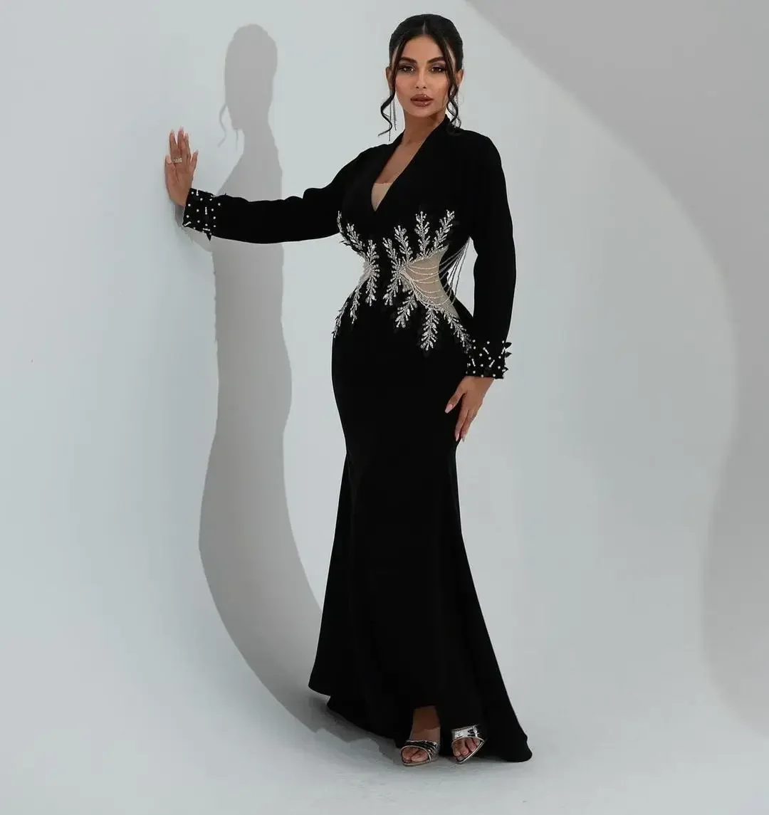 ที่กําหนดเอง Saudi สีดําแขนยาวชุดราตรี V คอ Mermaid Evening Dresses Beadings ความยาวชั้น Party Dresses