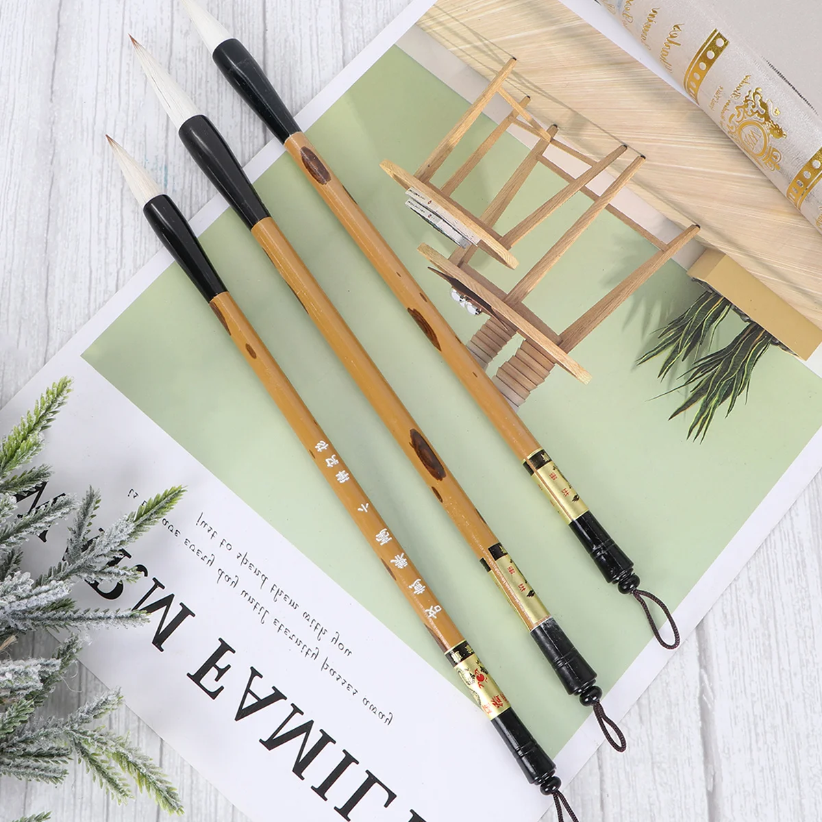 

3Pcs Chinese Calligraphy Writing Brushes Wolf Hair Drawing Brush Set Traditional Painting Tools Sizes L for Calligraphy Art