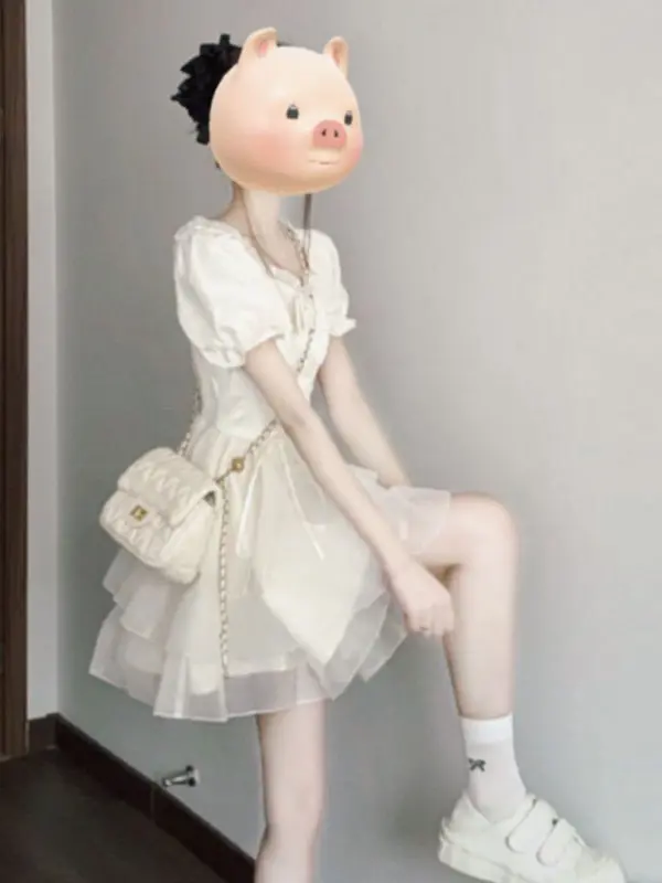 

Princess Style Puffy Summer Dress with Waist Cinch Short Sleeve Women's Fashionable Unique Beautiful Dress for Various Occasions