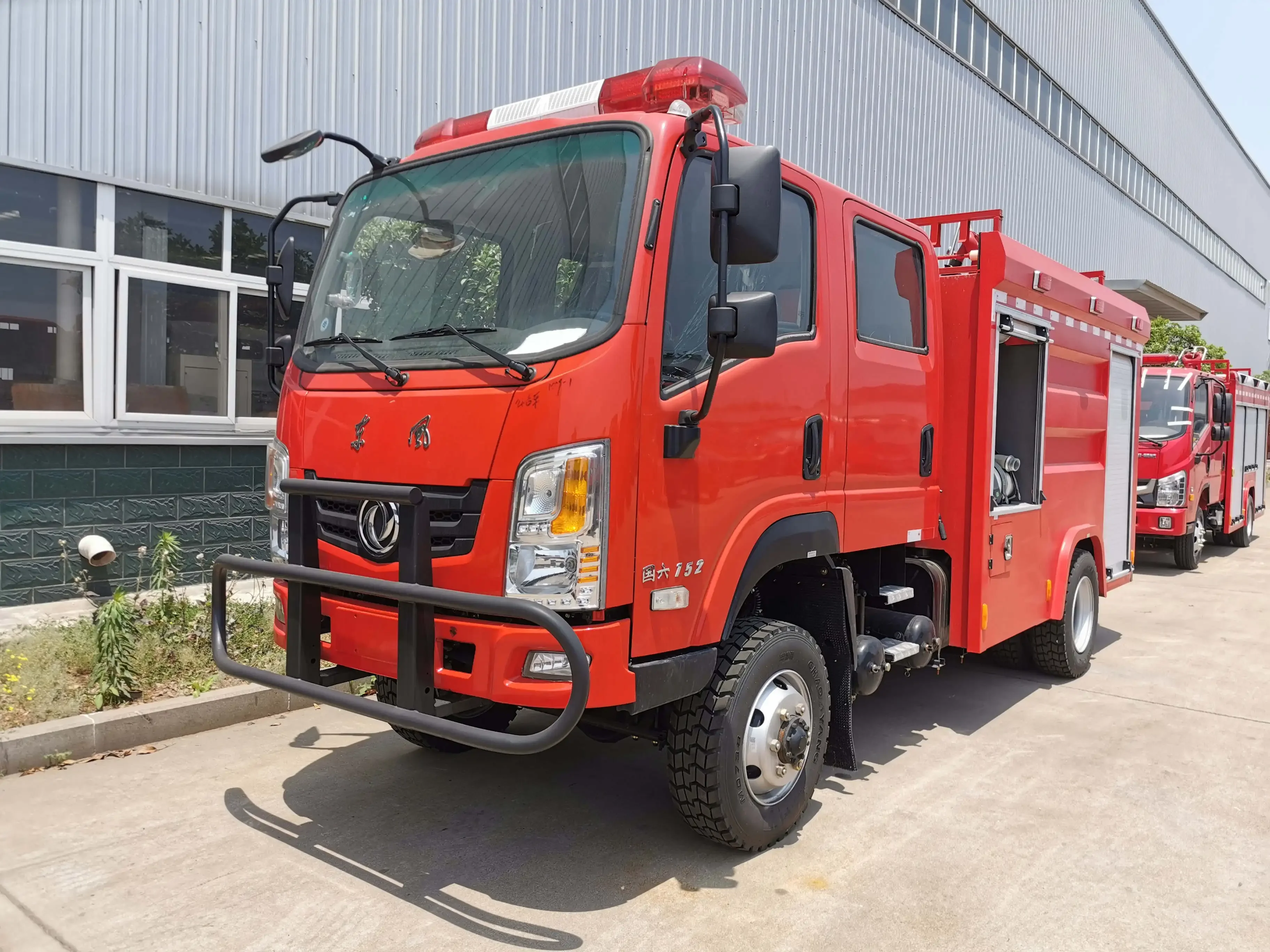 4X4 chineses fire trucks fire truck   fire fighting vehicles