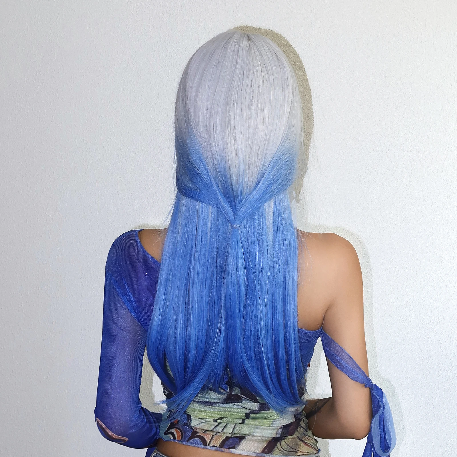 White Blue Ombre Long Synthetic Wigs with Bangs Colorful Cosplay Blue Straight Lolita Wig for Women Heat Resistant Natural Hair