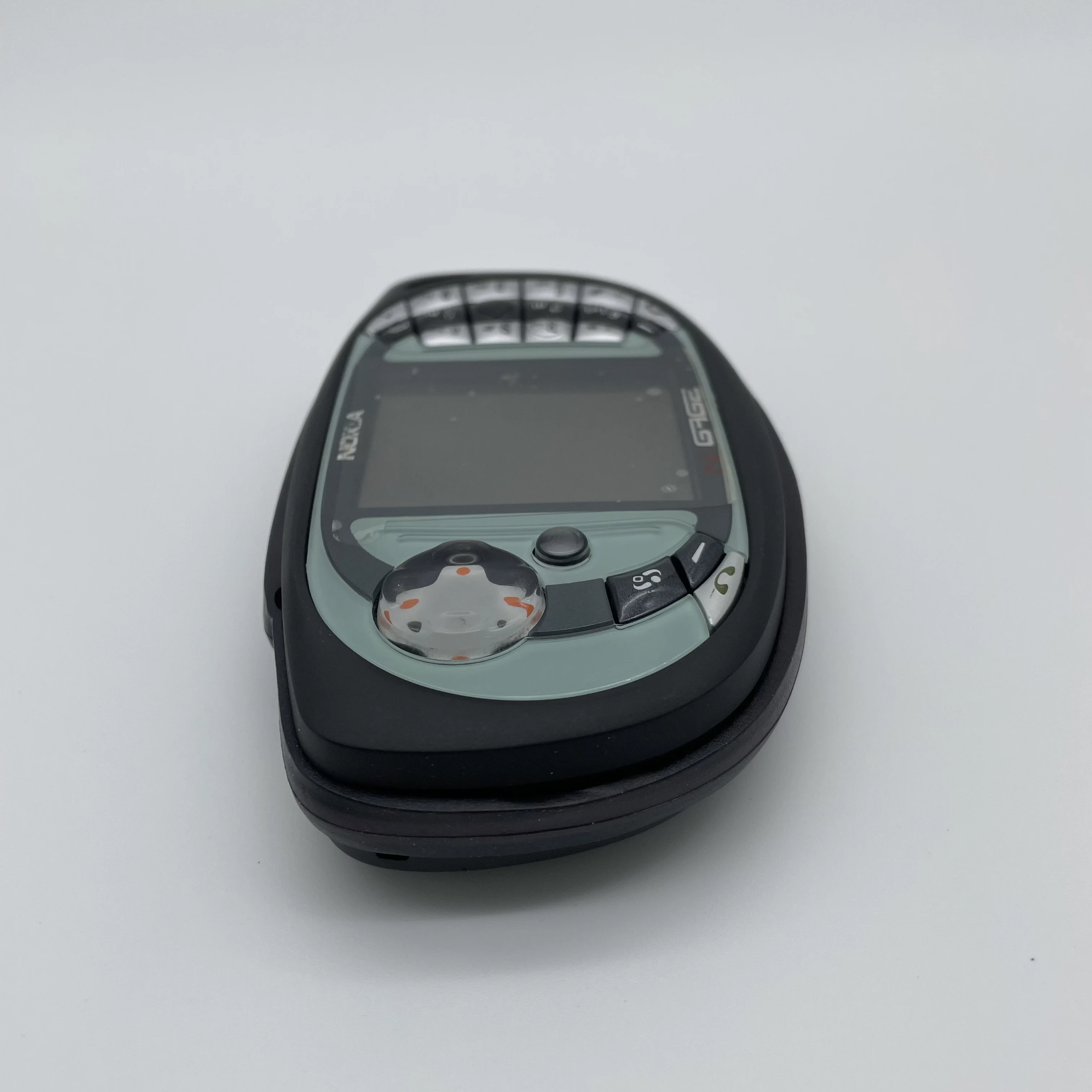 مكبر صوت بلوتوث Nokia N-Gage QD غير مقفول مجدد، لوحة مفاتيح باللغة الإنجليزية، حالة جيدة