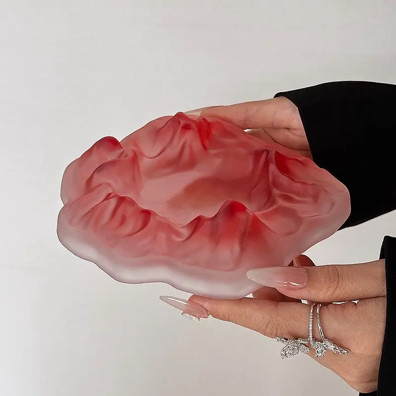 

Iceberg ashtray, household living room matte ornament, creative anti-fly ashtray