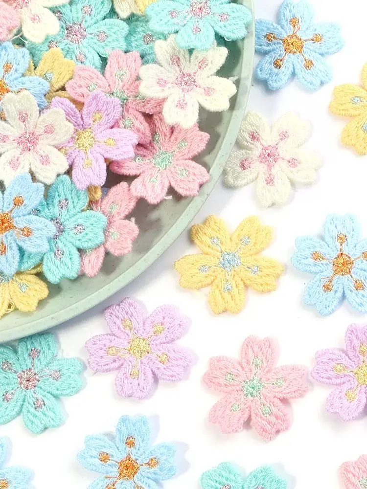 20 stks/partij Borduren Bloem Applicaties Veelkleurige 2.4 cm Kleding Patches Sticker Voor DIY Ornamenten Naaibenodigdheden Accessoires - afbeelding 2