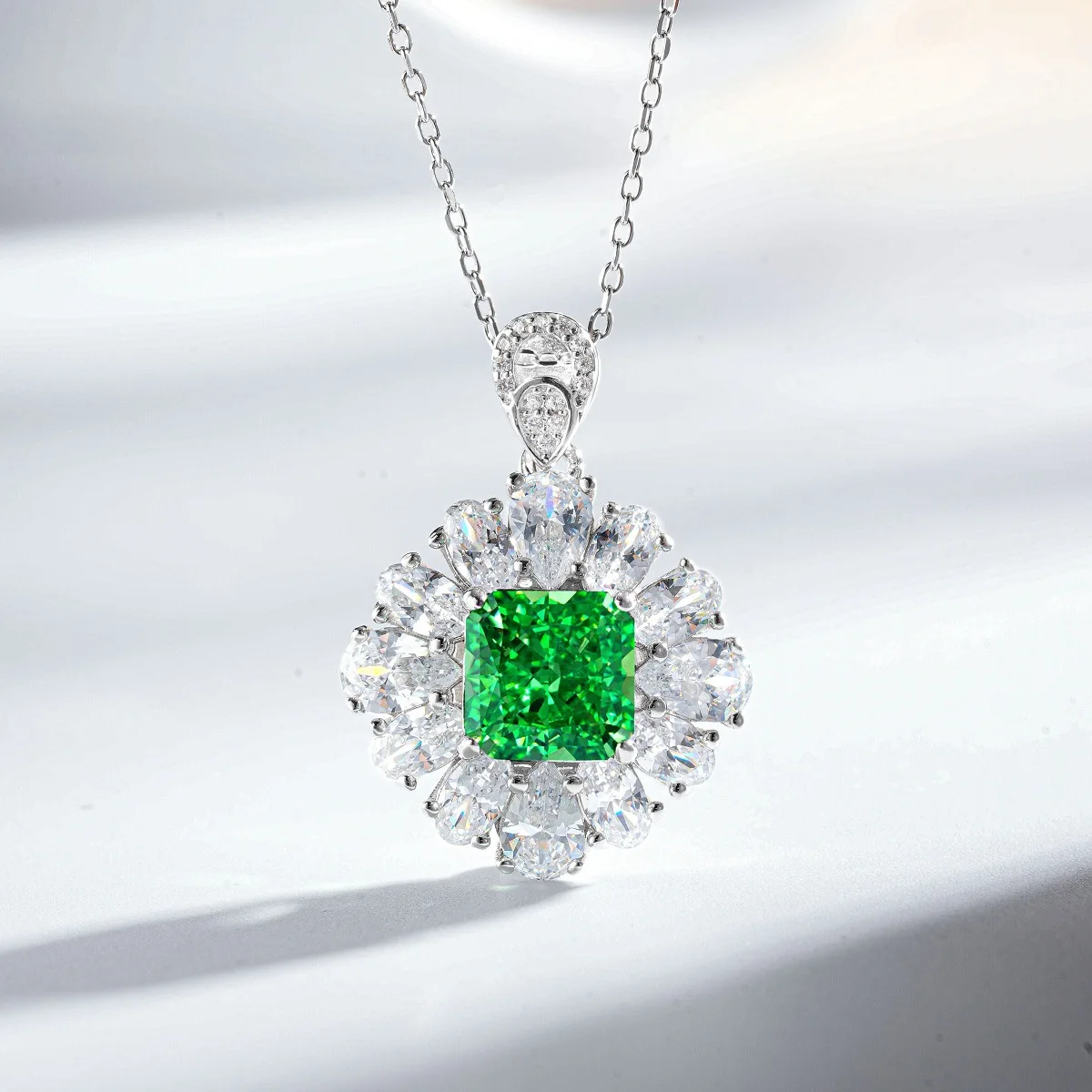 Роскошное ожерелье из белого золота 18 карат с твердой платиной PT950, ледяной цветок огранки, желтый бриллиант, зеленый бриллиант, женская цепочка на ключицу