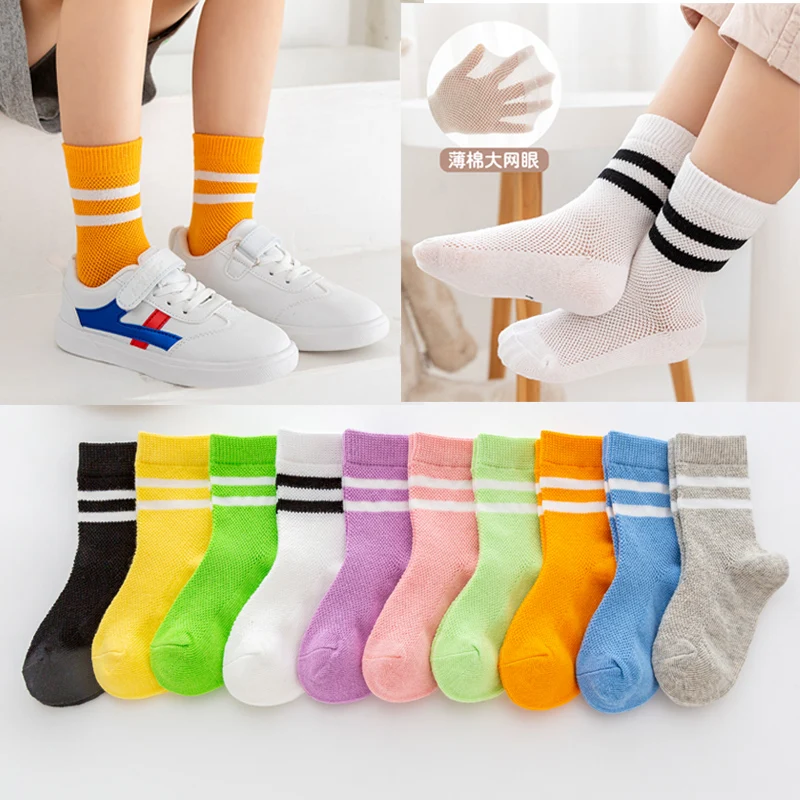 Gestreifte Kindersocken Sommer dünne Jungen Sportsocken reine Baumwolle College-Stil Mädchensocken Sommer Kindersocken Mädchen