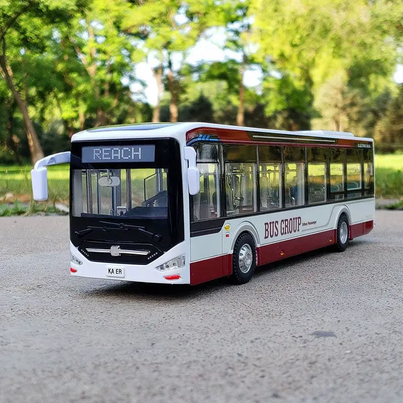 Large Size Electric Tourist Toy Traffic Bus Alloy Passenger Car Model Diecast Metal Toy Business Bus Model Sound Light Kids Gift