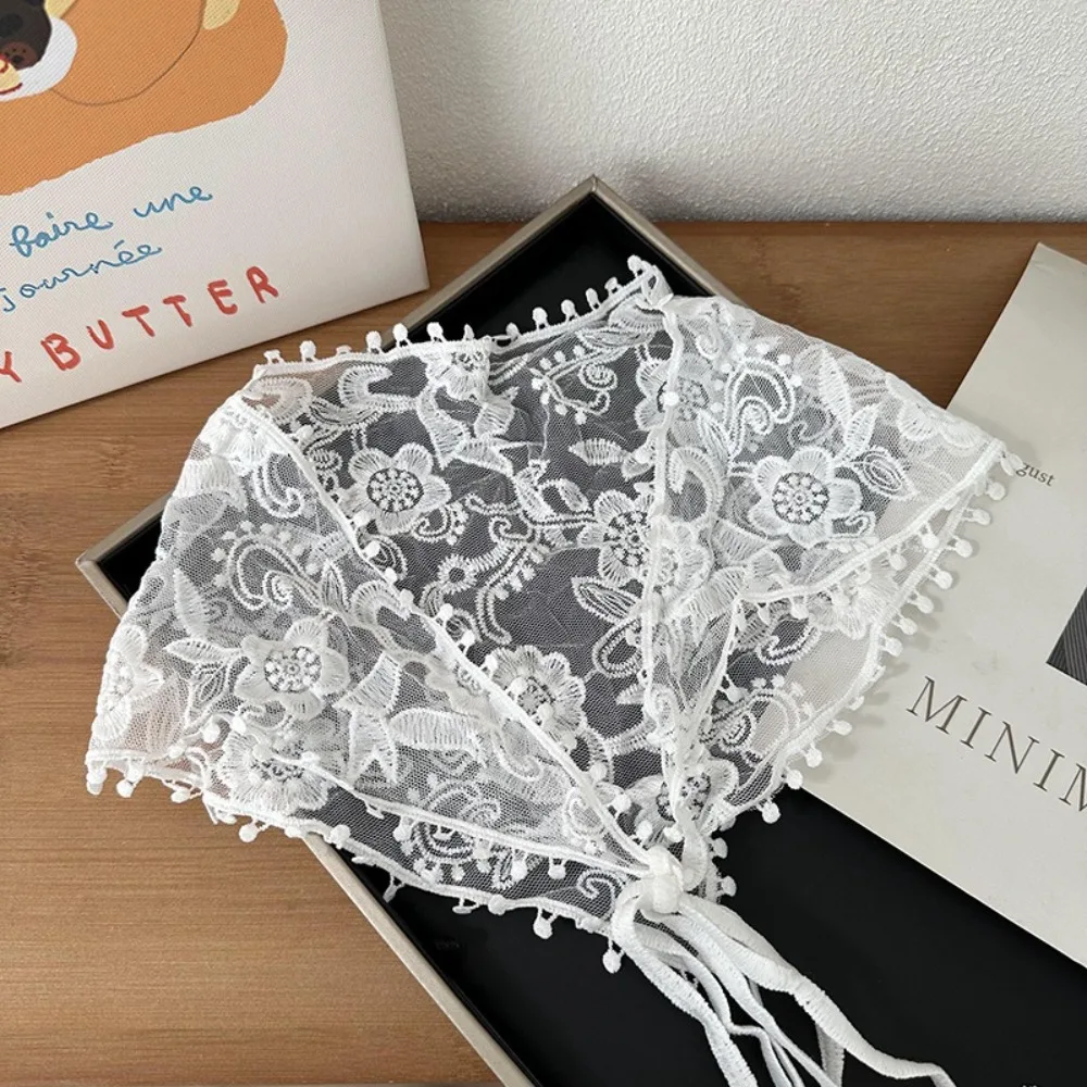 White Woven Floral Lace Hair Scarf Wraps Breathable Women Retro Retro Lace Hair Accessories Sweet Triangle Headscarf view 2