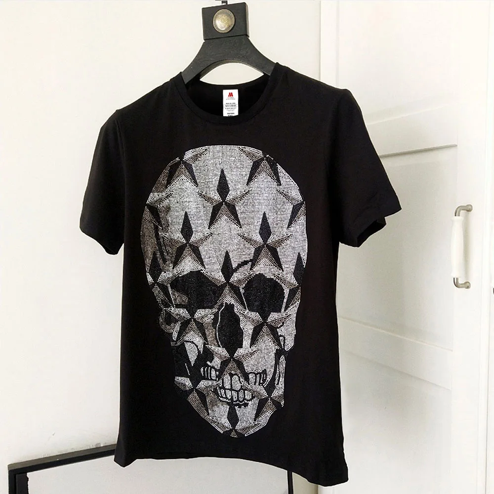 Vintage Gothic Skulls Man Rhinestone T-shirt Round Neck Men\'s Tops 3D Skull Short Sleeve Hip Hop Streetwear Male Sports T-shirt