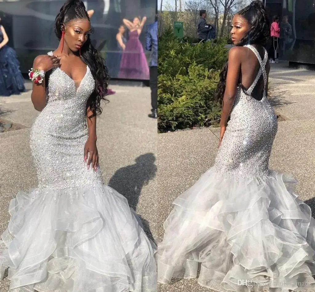 

Customized Beads African Mermaid Wedding Dresses Sexy Plunging V Neck Criss Cross Straps Gowns Sweep Train Formal