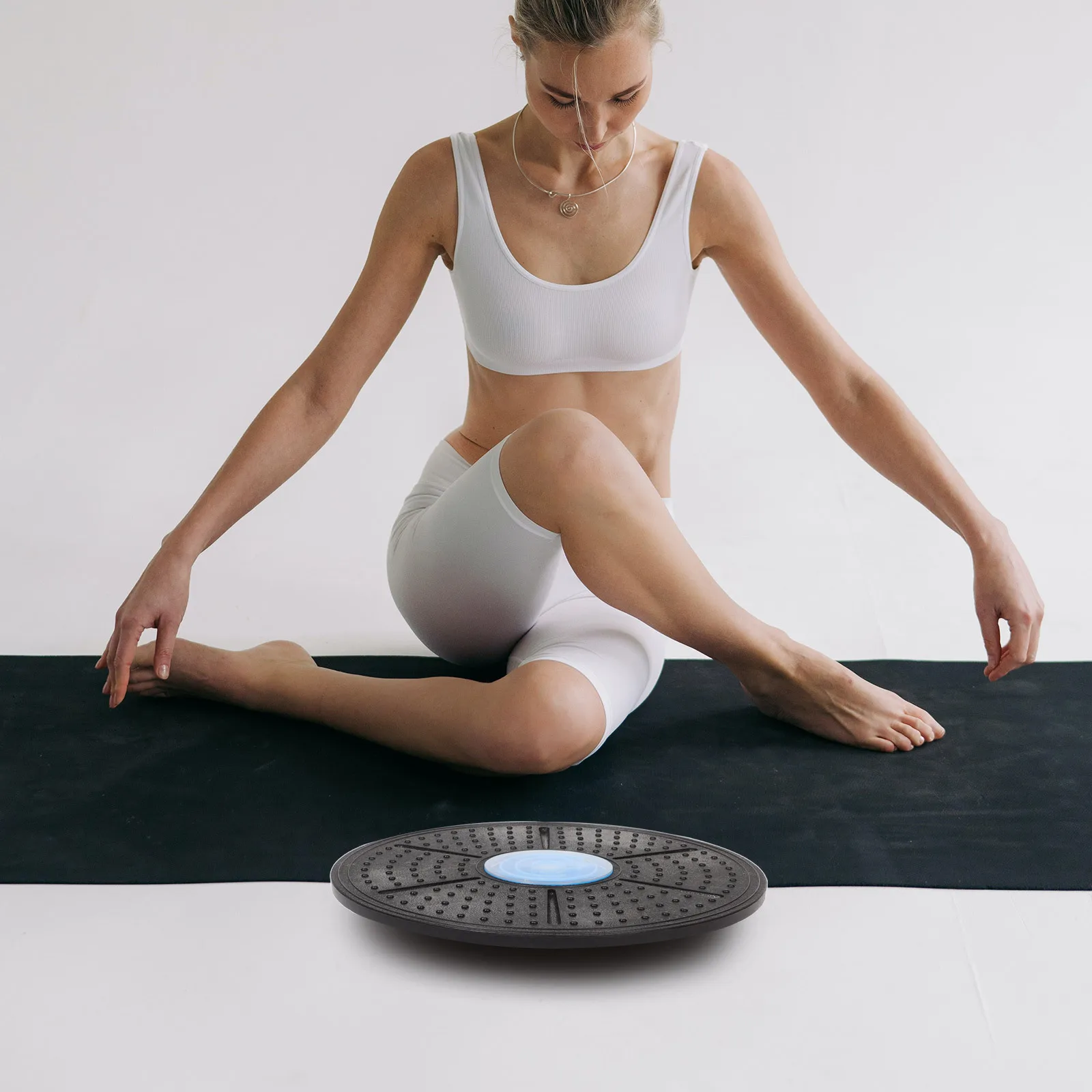 

Balance Training Board Compact Fitness Seesaw Sensory Training Balance Plate Exercise Board for Home Workouts Posture