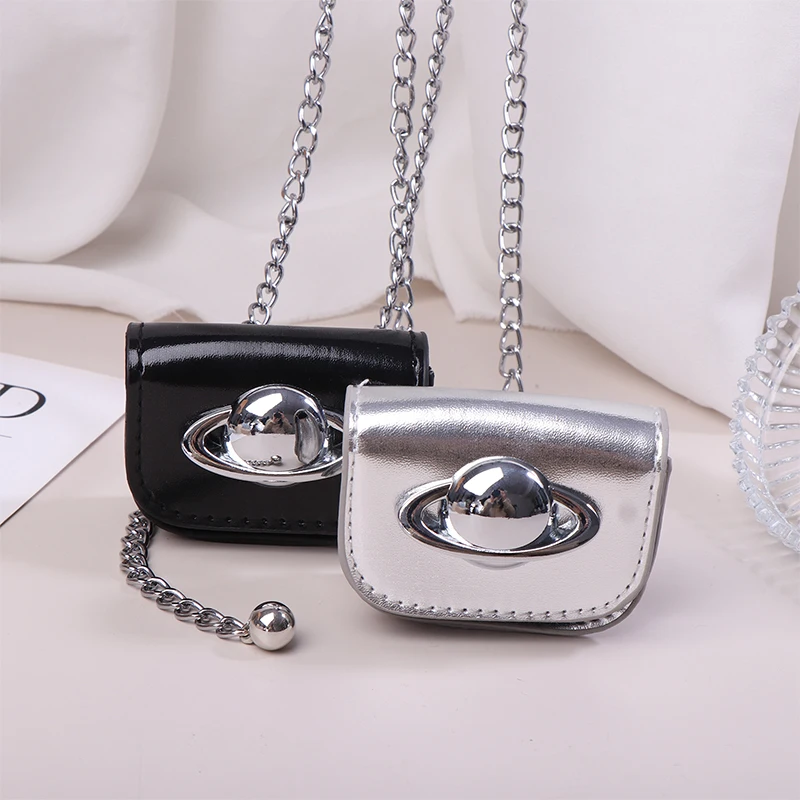 Fashion Mini Chain Bag Silver Gold Black Single Shoulder Crossbody Bag For Women Portable Coin Purse Lipstick Earphone Organizer