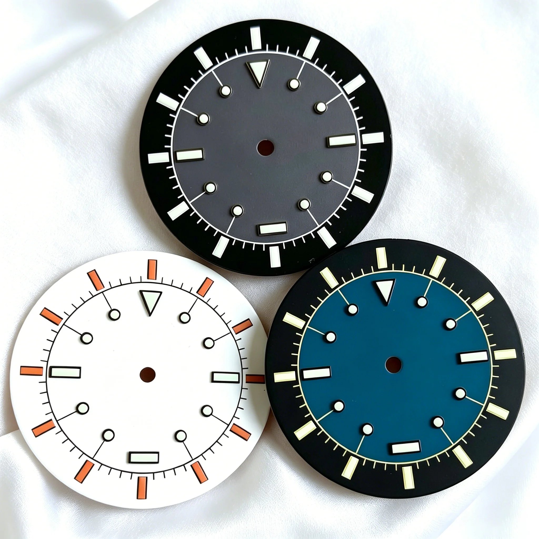 

Tandorio New 33.5mm NH35 Watch Dial For NH35 ETA 2824 PT5000 Miyota 8215 Luminous Black /Blue/White Watch Dial Mod Replacement