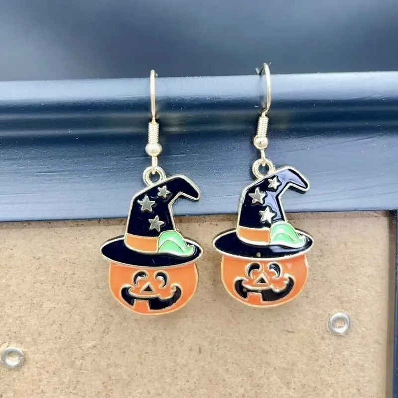 مضرب كرتون مضحك وأقراط اليقطين لحفلات الأزياء وارتداء اليومية E0BF