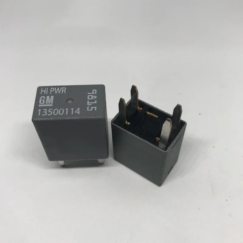 （Brand New Original）10pcs/lot 100% original genuine relay:GM 13500126 127 128 114 118 120 13455281 13306940 61775 76 77 78 79