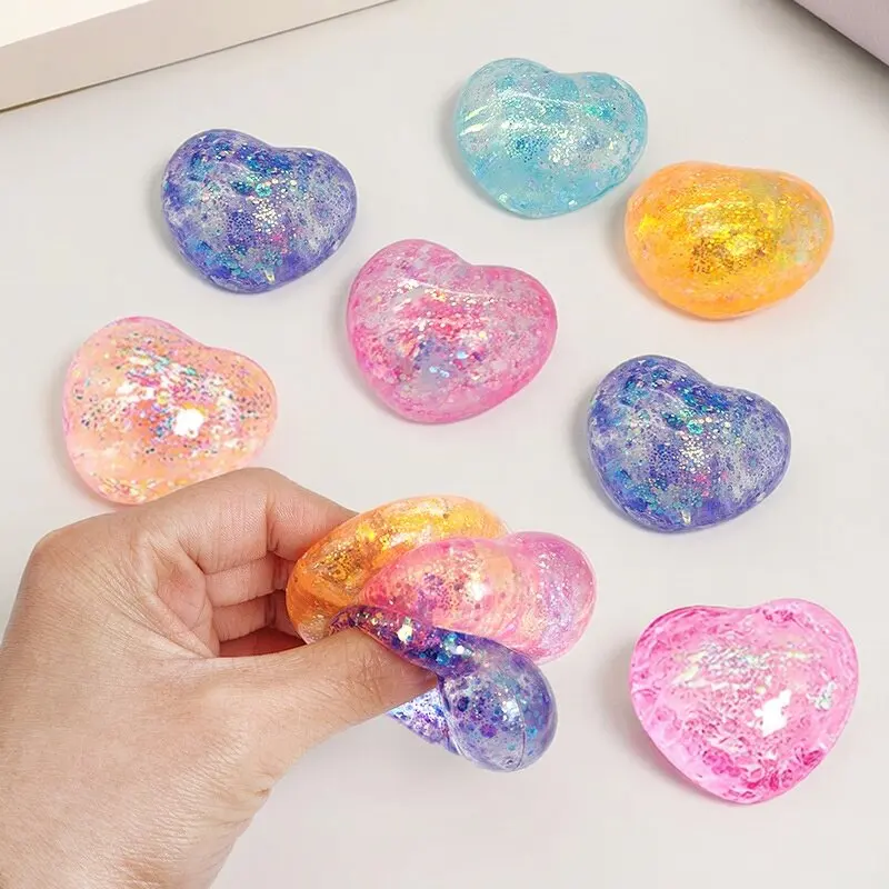 Jouet anti-stress en forme de cœur à paillettes changeantes de couleur, jouet sensoriel souple en forme de cœur pour enfants, idéal pour les fêtes
