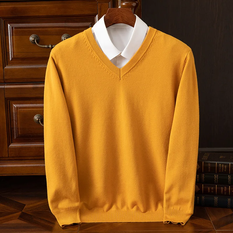 In autumn and winter, the new 2024 men\'s V-neck 100% pure wool plus size loose casual sweater thickened Hugh knitted sweater top