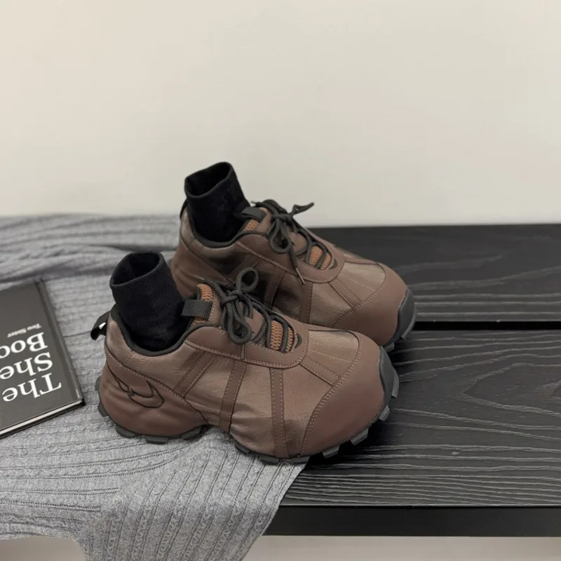 أحذية رياضية غير رسمية عصرية ومتعددة الاستخدامات للنساء للخريف والشتاء أحذية عصرية برباط لزيادة الارتفاع #2