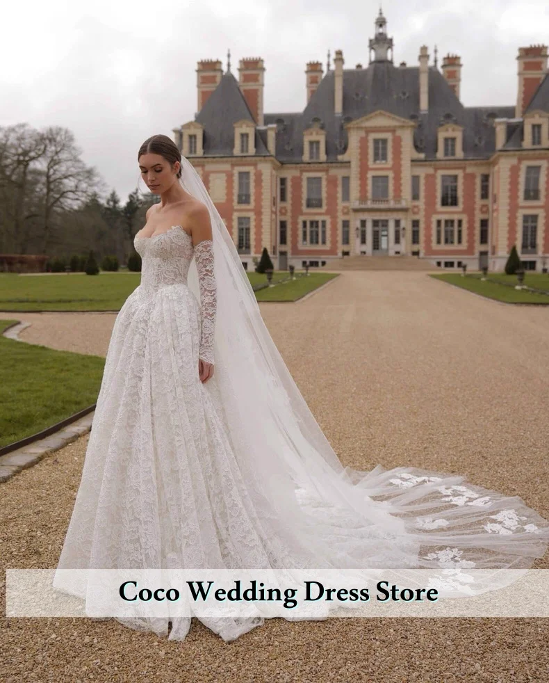 فستان زفاف أنيق مخصص من الدانتيل مثير بدون حمالات مع أكمام قابلة للفصل فستان زفاف طويل لحفلات الزفاف