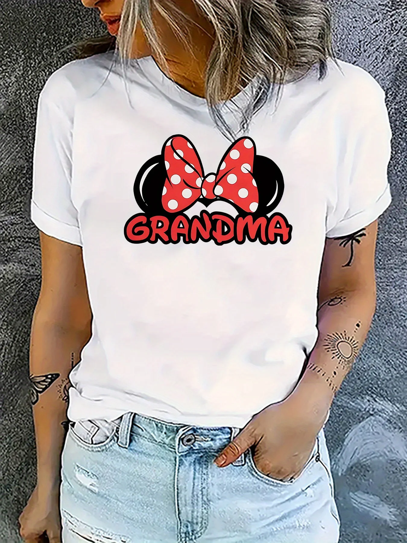 Grandma Bow Graphic Print T-Shirt - Women's Short Sleeve Casual Sports Tee