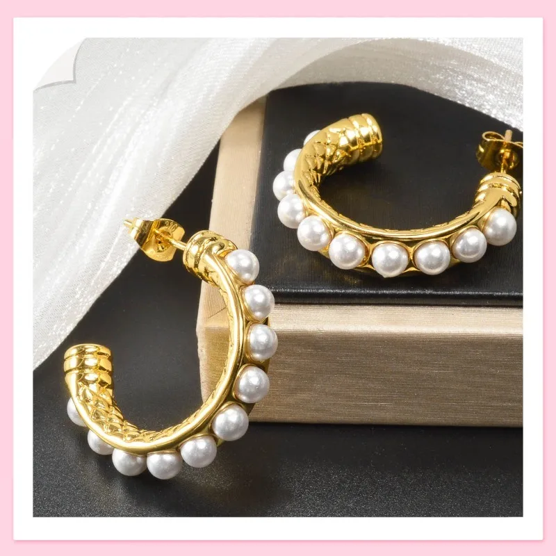 

Premium Stud Earrings Women's Fashion Ear Buckle Versatile Small Fresh Earrings