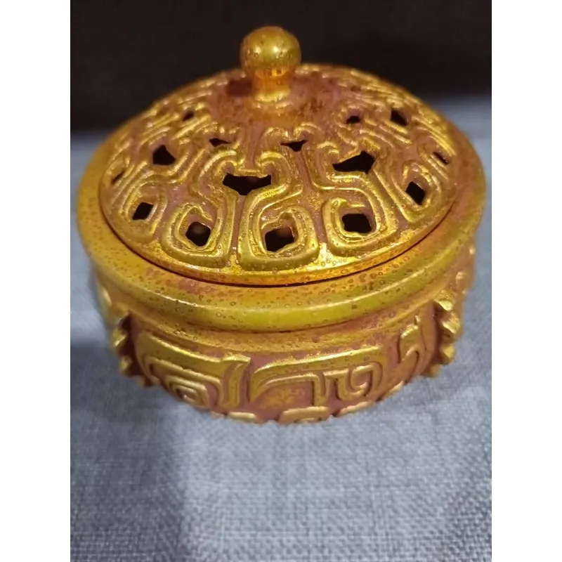 Antique-style golden three-legged beast incense burner craft ornament for home and tea room decoration
