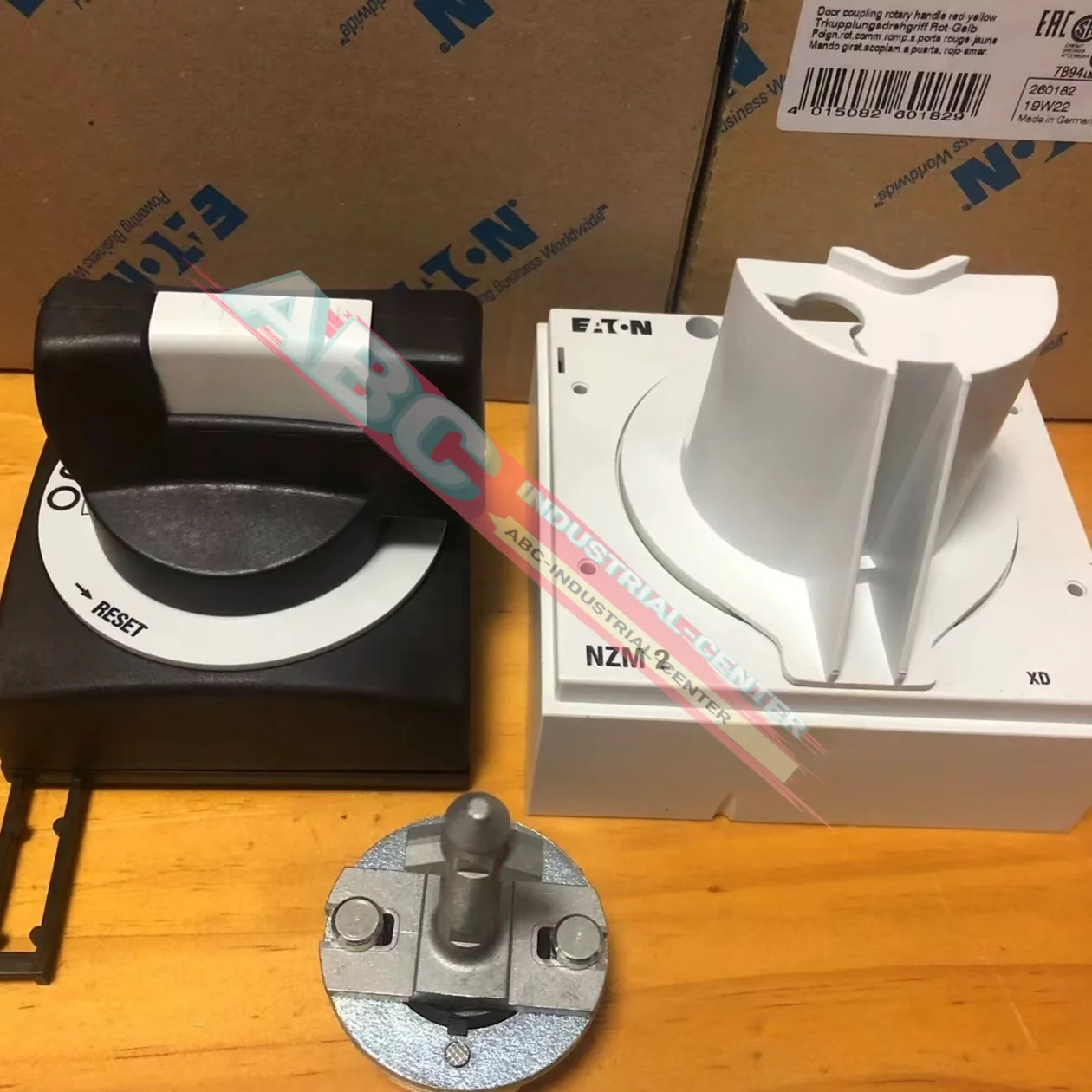 NZM3-XTVD DILM32-10(RDC24) サーキットブレーカーハンドル 新品