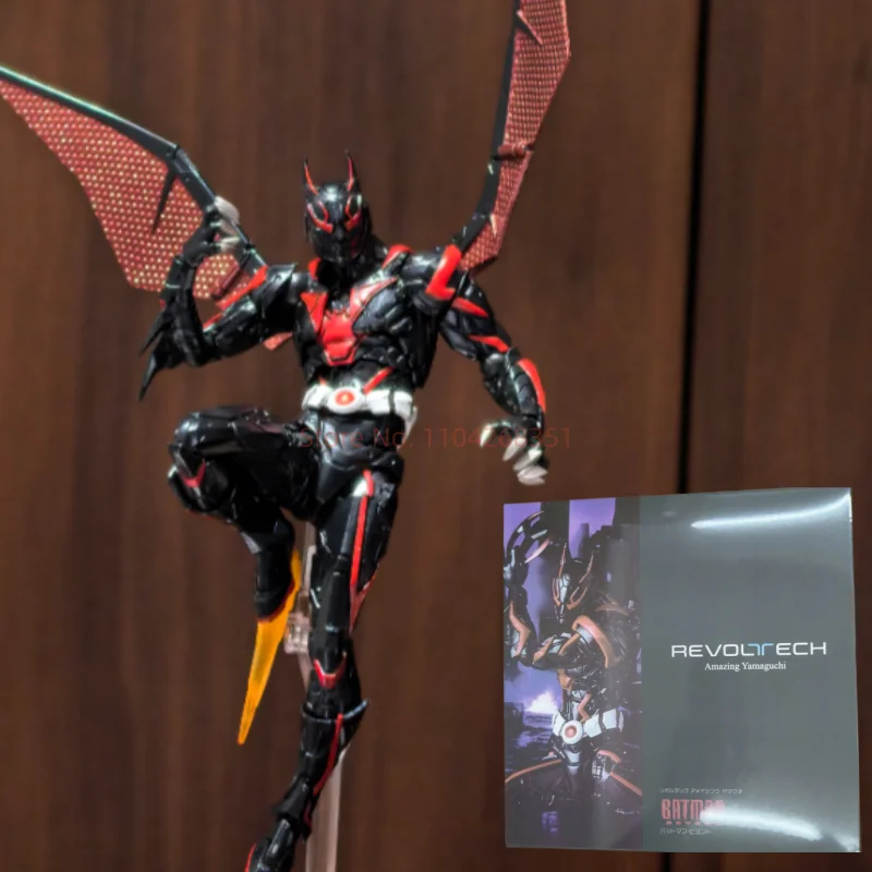 En Stock Ko Kaiyodo Batman Beyond Revoltech Amazing Yamaguchi Batman Beyond Figuras Juguetes Ko Models Figura de Acción Regalos Juguetes