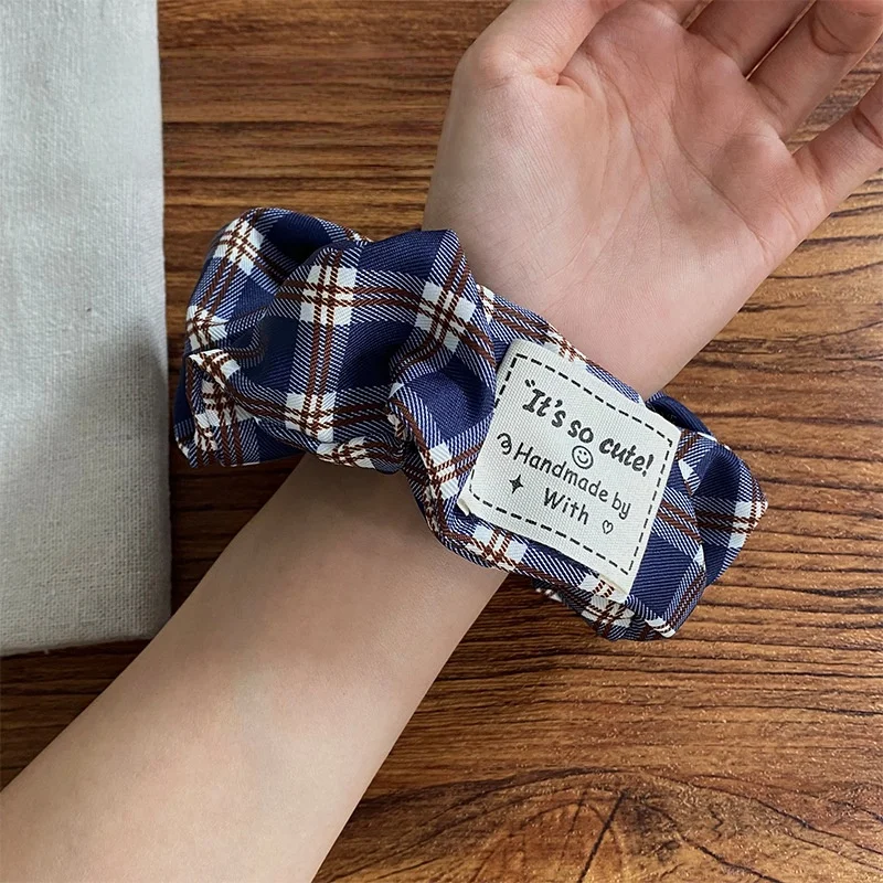 Thumbnail 3 - #33 Cheap Scrunchie Hair Ties Worth Buying