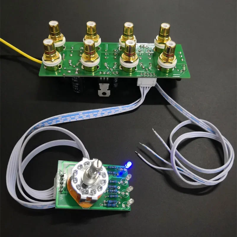 4-in and One-out Signal Selection Board, Gold-plated RCA Audio Switching Board, Compatible with Bluetooth Input