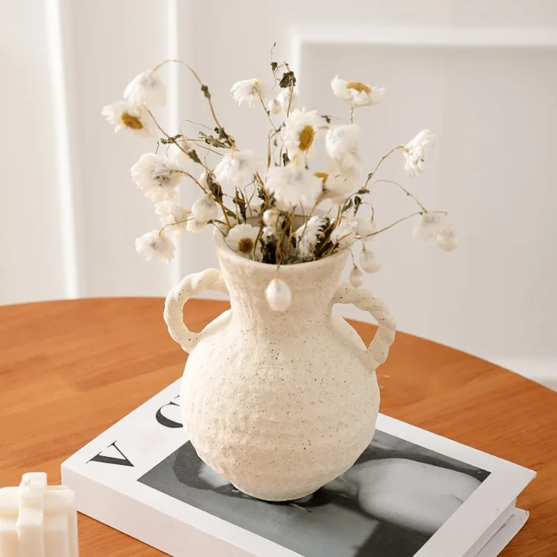 Double Ear Retro Ceramic Vase Handmade Vase Plant Container Restaurant Bookshelf Dried Flowers Fresh Flowers Vase Hydroponics
