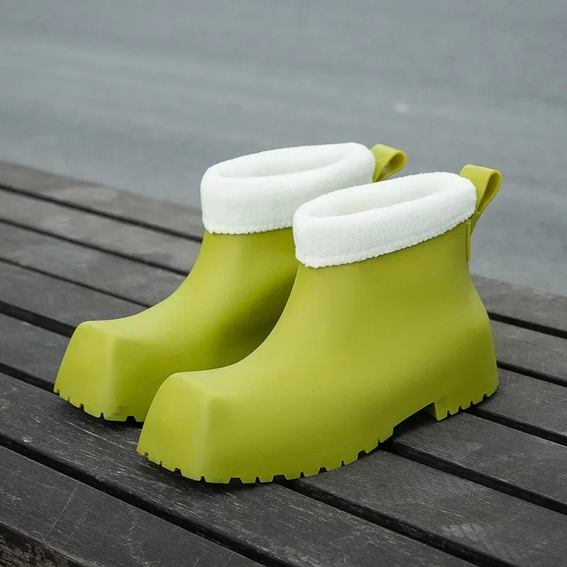 Square Fashion Rain Boots Women Water Boots Waterproof Rubber Kitchen Shoes Car Wash Shoes Plus Velvet Warm Fur Ankle Boots