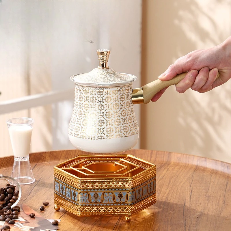 

Набор для турецкого кофе, три лакированных стаканчика из нержавеющей стали.