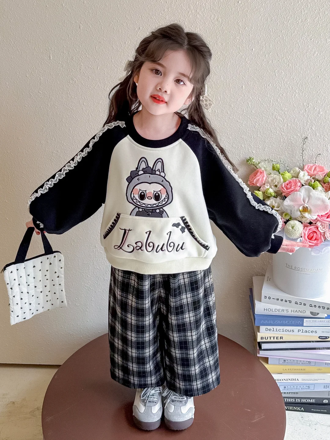 

Sweet Sle Girls Outfit 2025 Autumn New Cartoon Doll Patchwork Color Hoodie Loose Plaid Pants Two-piece Set Trendy