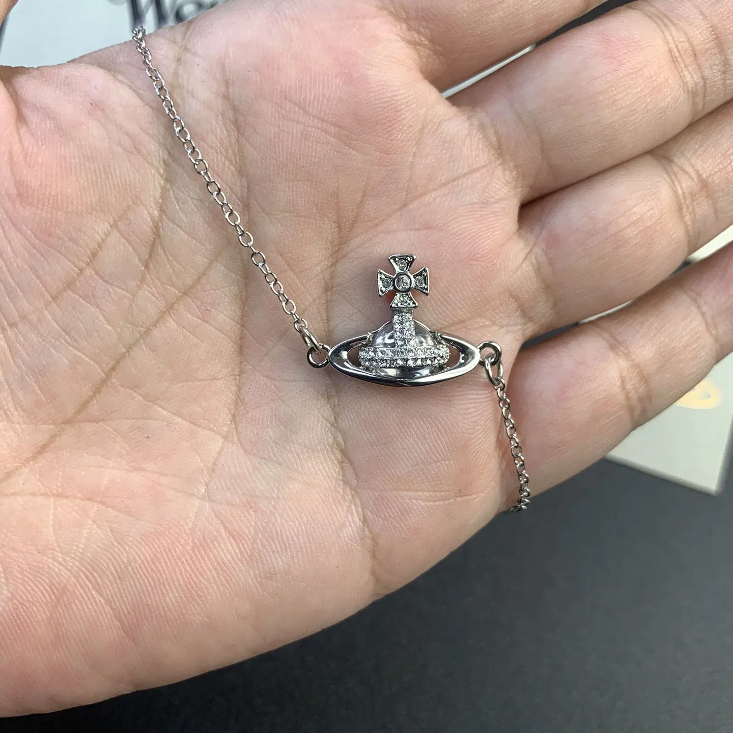 S925 فضة سحر شقة صغيرة زحل قلادة قلادة السيدات أنيقة الخالدة الملحقات