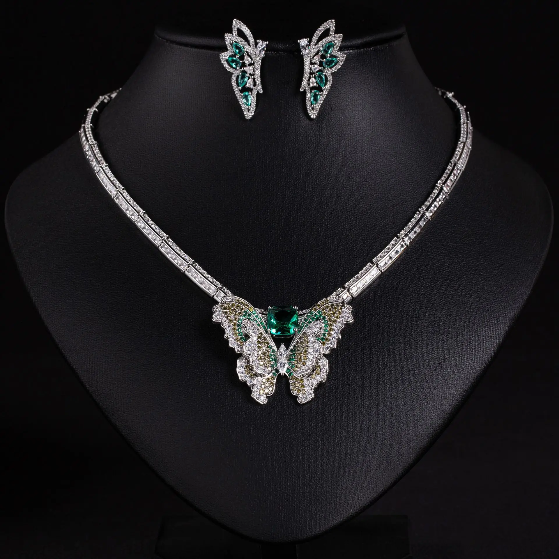 HIBRIDE Fine Jewellery 2 Piece Stereoscopic Multicolour Butterfly Necklace Earrings Women's Wedding Gift Banquet Party S-810