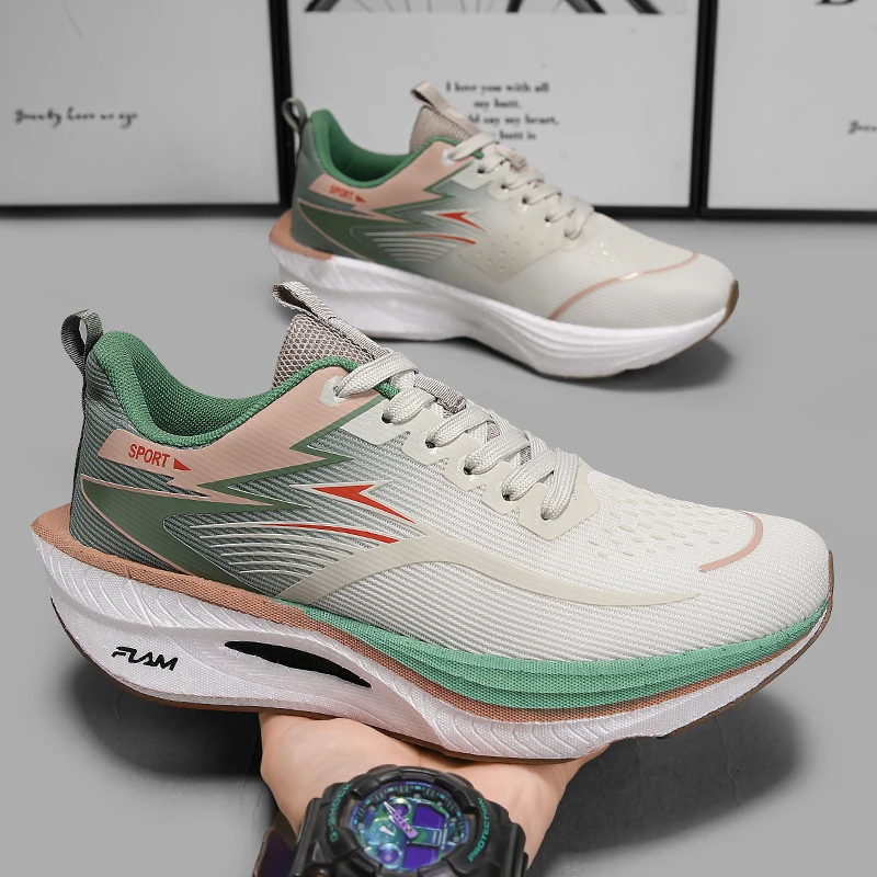 Herren-Freizeitsportschuhe, neue Rennschuhe mit Farbverlauf und Carbonplatte, atmungsaktive Fly-Knit-Mesh-Dämpfung, rutschfeste Schuhe für Herren und Damen, Outdoor-Sportschuhe für morgendliches Lauftraining. – Detail 5