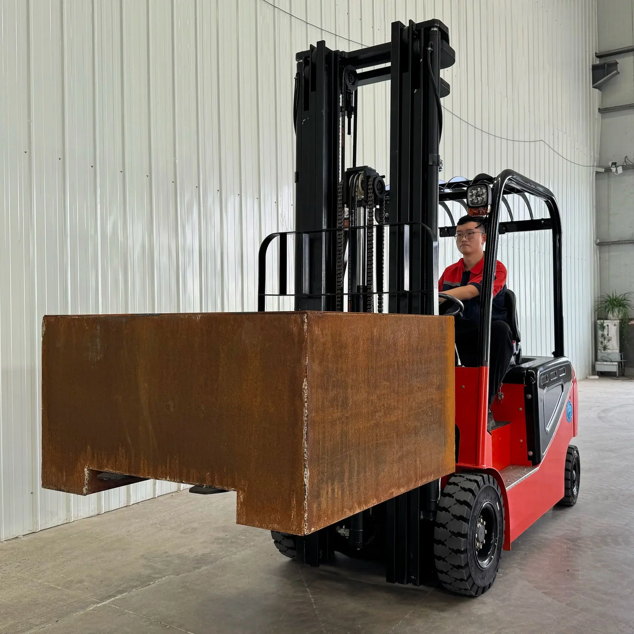 

Electric Hydraulic Quick Delivery Battery Forklift 1.5-Ton 3-Ton Capacity for Material Handling